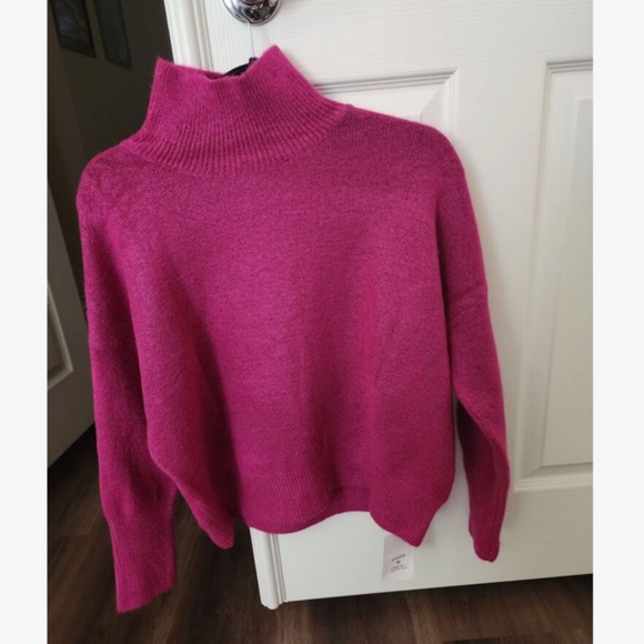 Fuchsia Knit Turtleneck Pullover Sweater Long Sleeve Drop Shoulder - Picture 13 of 14